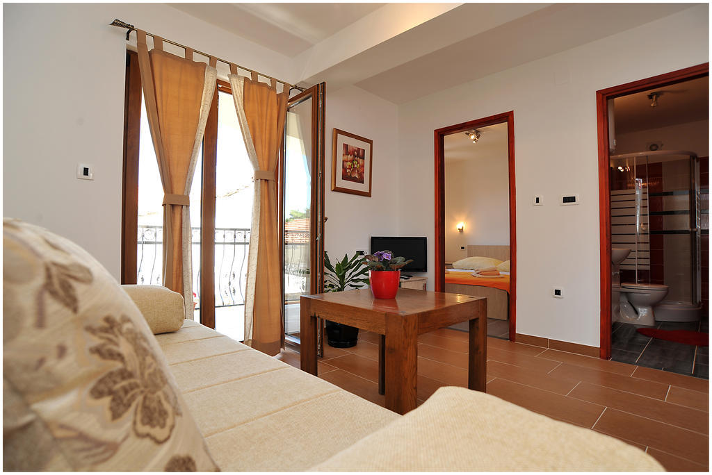 Apartments Cvita Бибинє Номер фото