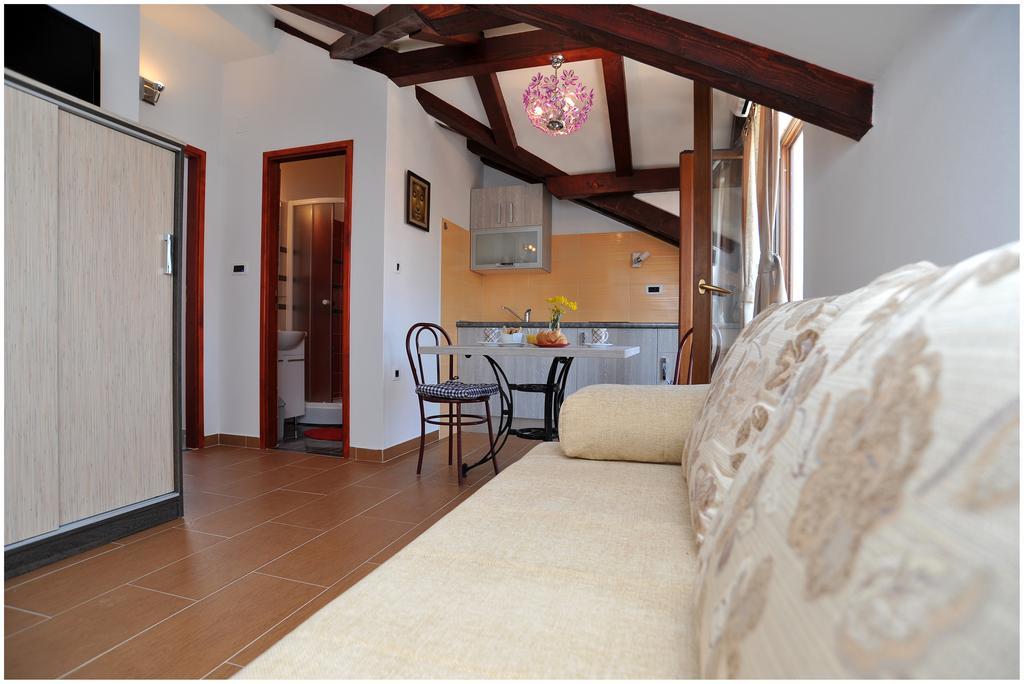 Apartments Cvita Бибинє Номер фото